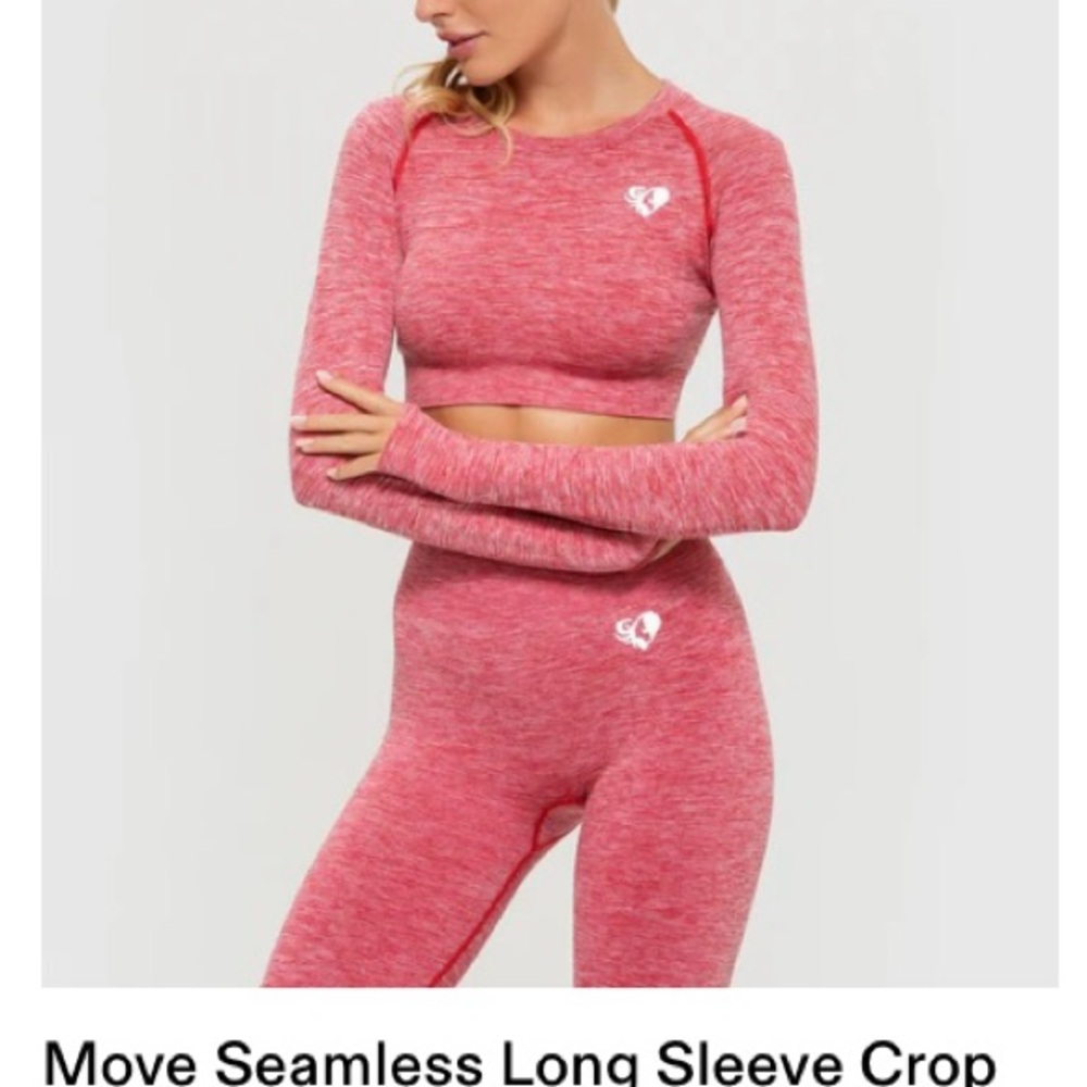 Stylish Pink Long Sleeve Crop Top